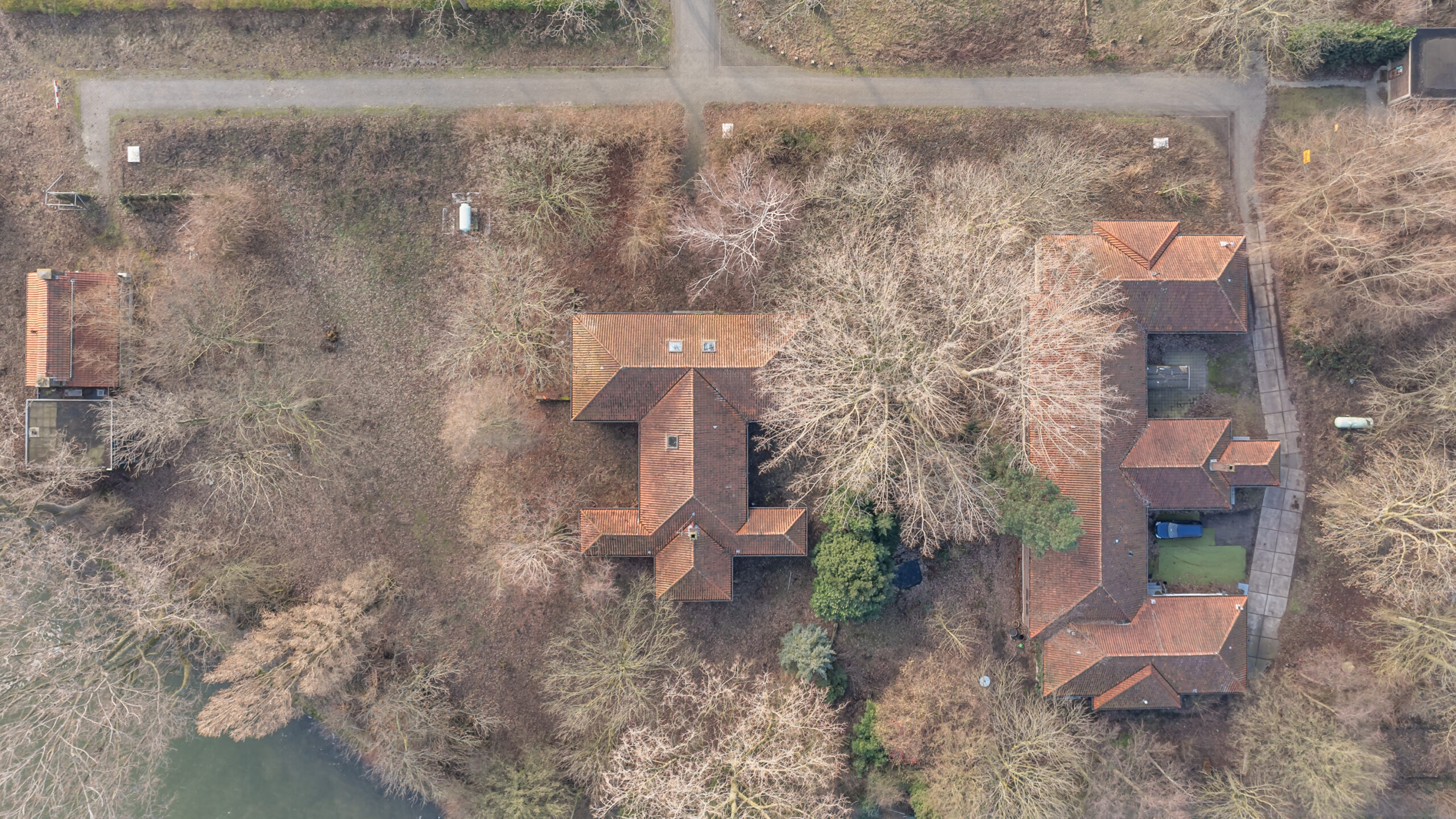 Historisch Quarantaine-terrein Rotterdam havengebied met monumentale gebouwen