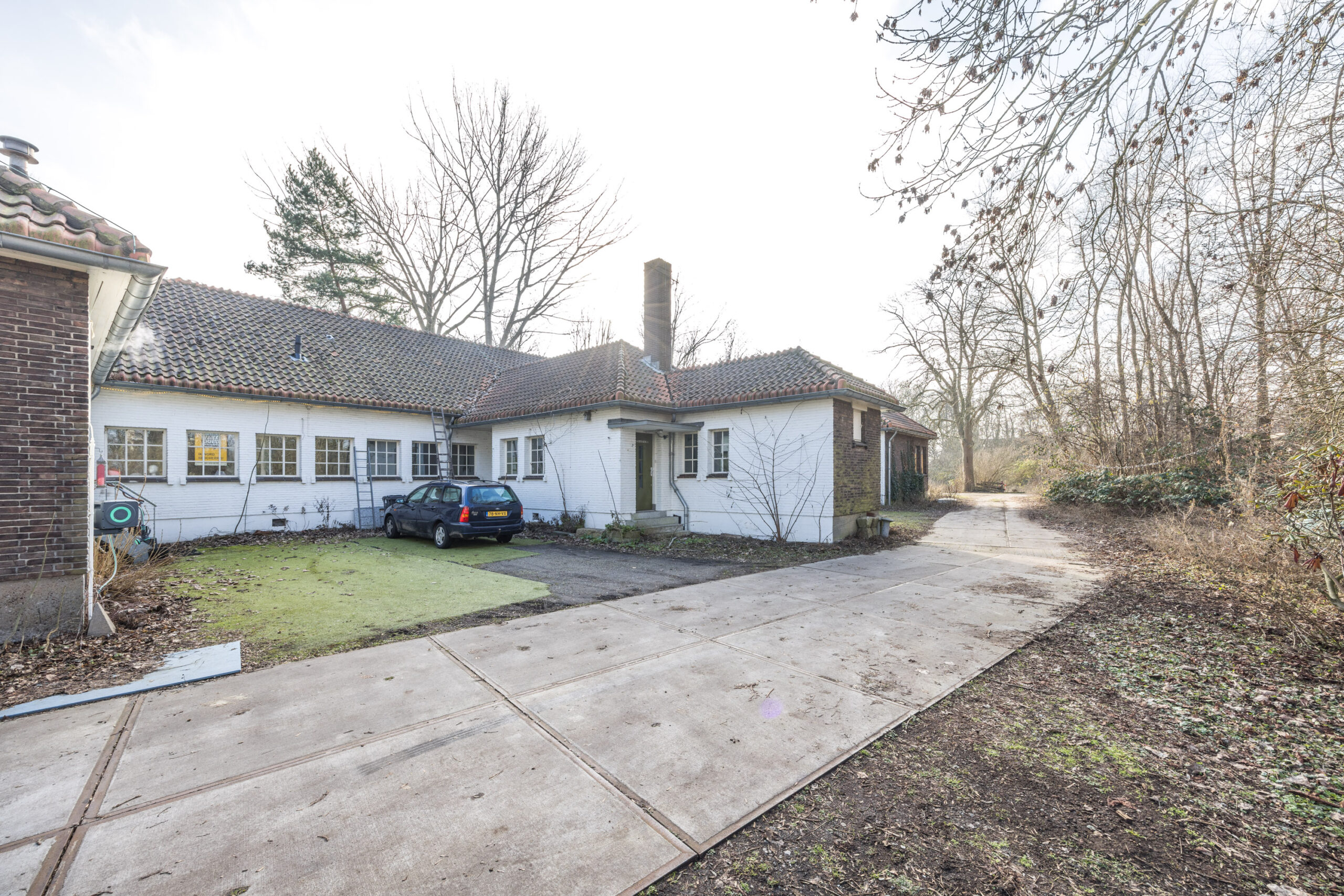 Historisch Quarantaine-terrein Rotterdam havengebied met monumentale gebouwen